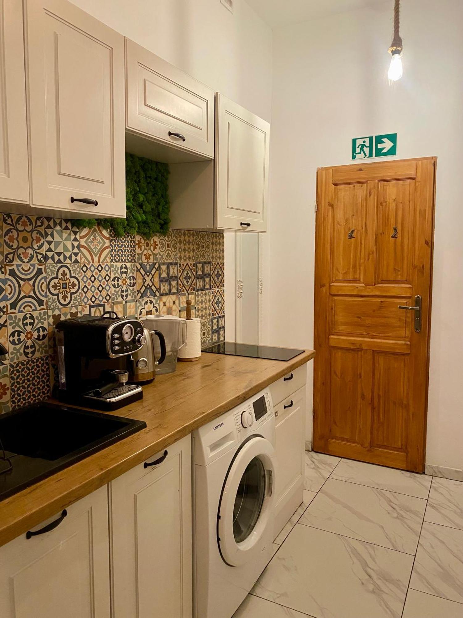 Topolove Rooms & Apartments Krasków Εξωτερικό φωτογραφία